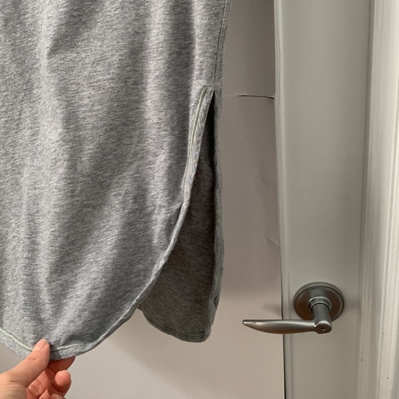 Lululemon T Shirt - Picture 4 of 4